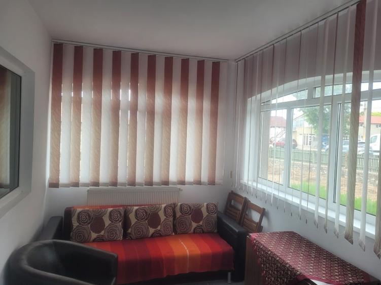 Casă individuală cu 5 camere cu Canalizare în Tuzla