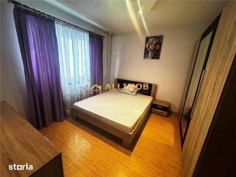 Apartament cu 2 camere decomandat în Republicii