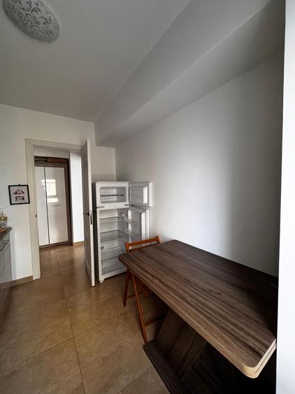 Apartament cu 2 camere decomandat, mobilat în Cug