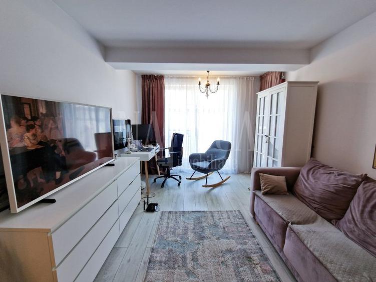 Apartament cu 2 camere semidecomandat în Dâmbul Rotund