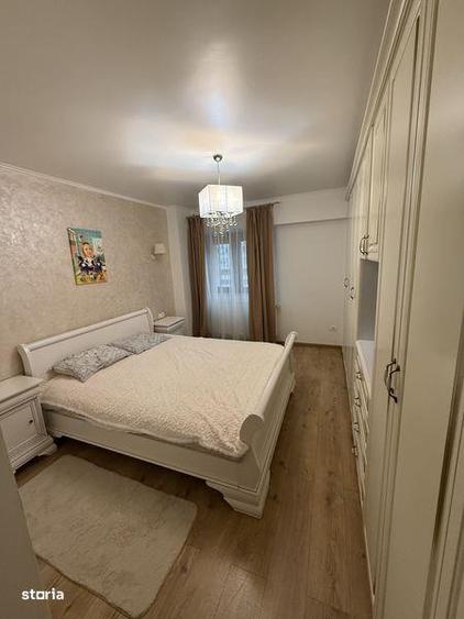 Apartament cu 3 camere, mobilat în Casa de Cultură