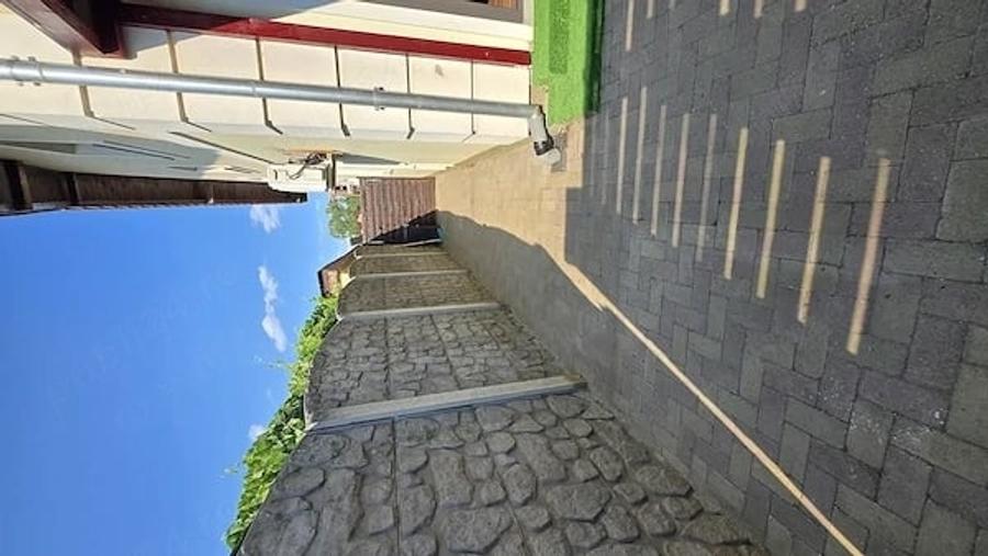 Apartament cu 3 camere decomandat în Giroc