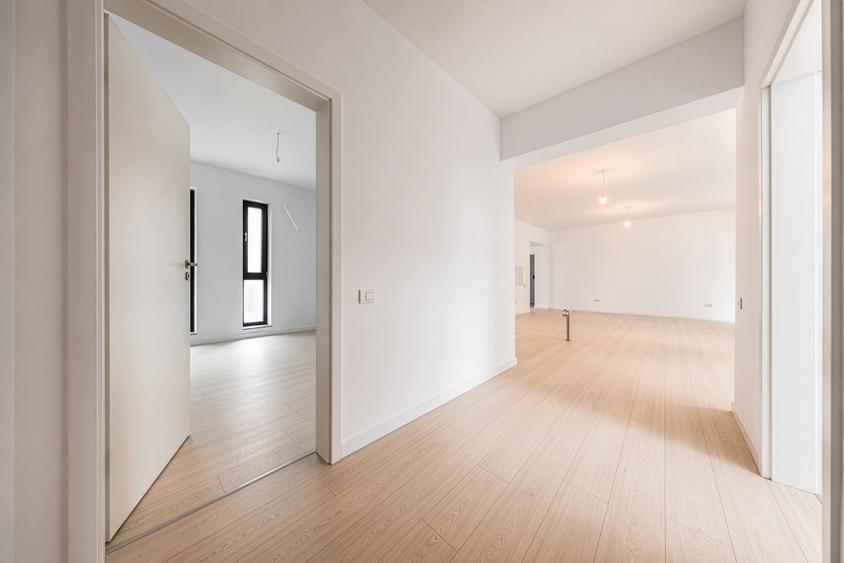 Apartament cu 4 camere decomandat în Timpuri Noi