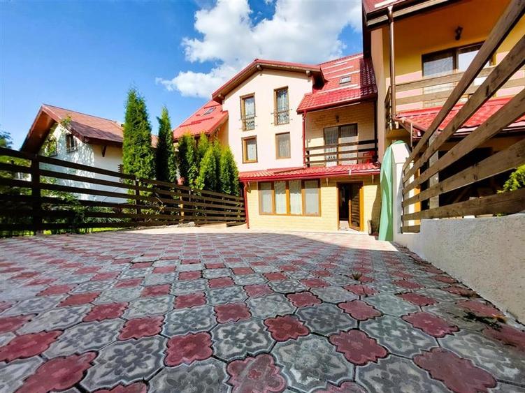 Duplex cu 6 camere cu Canalizare în Central