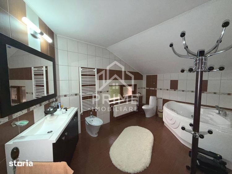 Casă cu 7 camere cu Teren 1306 Mp în Blaj