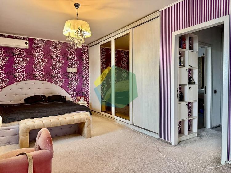 Duplex cu 5 camere cu Piscina în Ferme