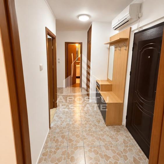 Apartament cu 2 camere decomandat în Dâmbovița