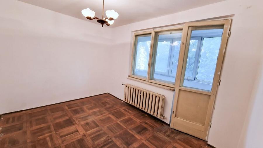 Apartament cu 3 camere în Gara de Nord
