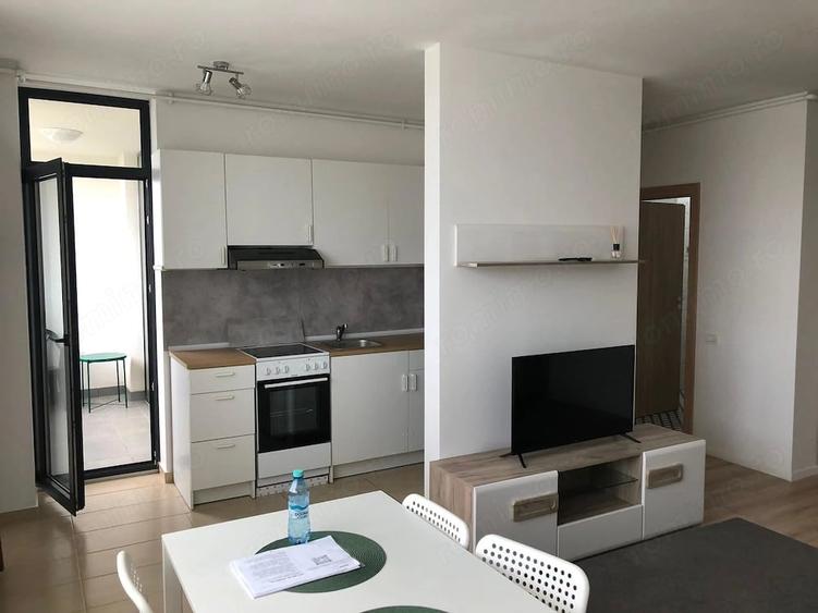 Apartament cu 2 camere decomandat în Complex Studențesc