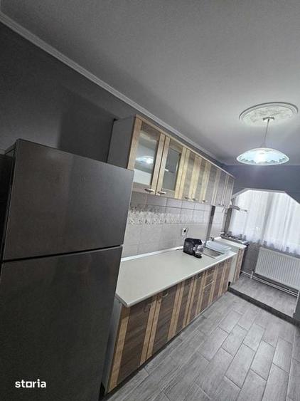 Apartament cu 2 camere în Micro 17