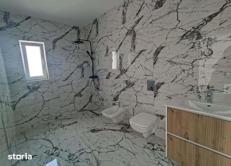 Casă cu 4 camere cu Teren 500 Mp în Burdujeni