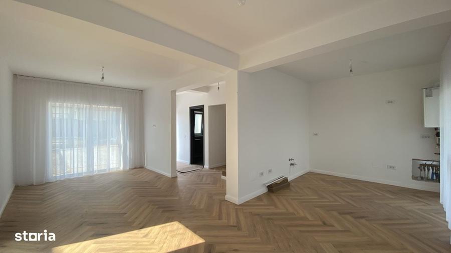 Casă cu 4 camere în Central