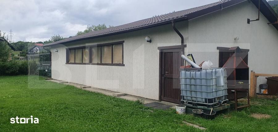 Casă cu 2 camere cu Teren 3300 Mp în Central