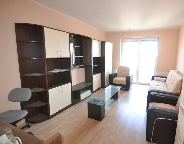 Apartament cu 2 camere decomandat în Avantgarden