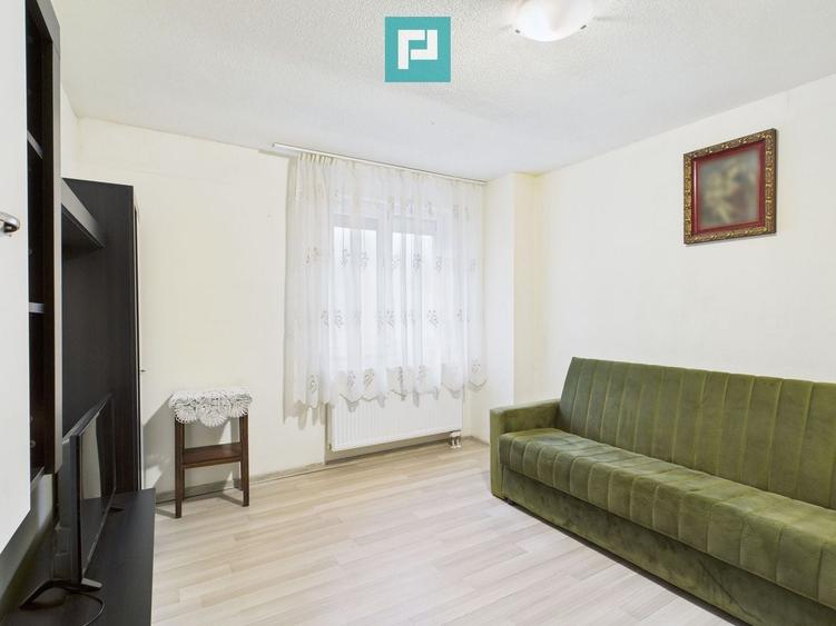 Casă individuală cu 6 camere cu Canalizare în Blașcovici