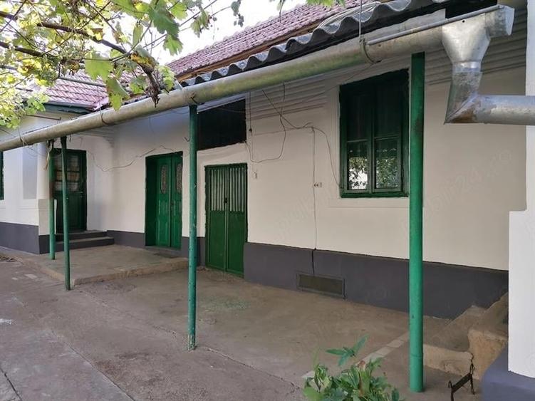 Casă individuală cu 5 camere cu Teren 1152 Mp în Vârtop
