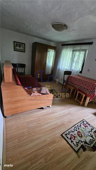 Casa cu teren - 1