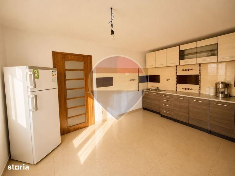 Casa cu 6 camere de vanzare in Negri jud. Bacau / posibilitate duplex - 11