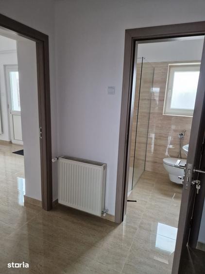 Apartament cu 3 camere decomandat în Mărăști