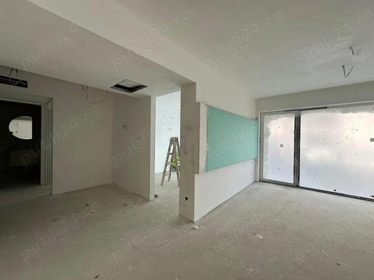 Apartament cu 2 camere semidecomandat în Sisești