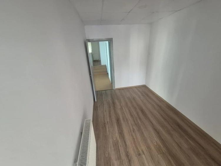 Birou, de 200 mp, în Hala Centrală