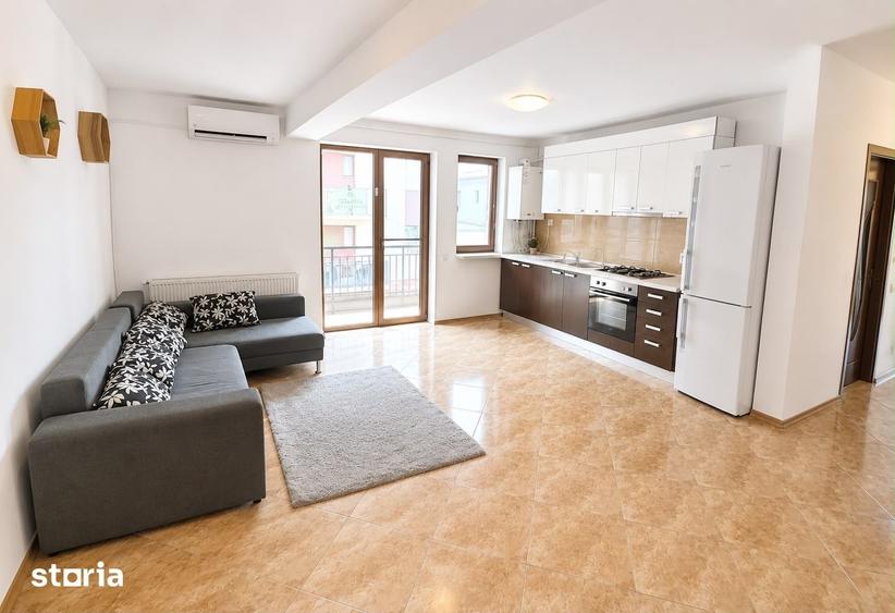 Apartament cu 3 camere semidecomandat în Florești
