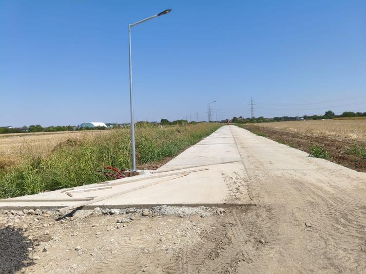 Teren Construcții intravilan de 406 mp, în Vidra