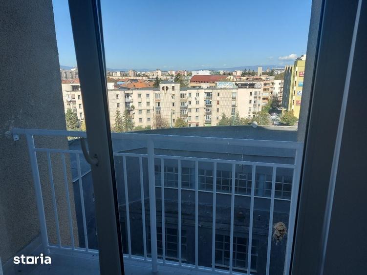 Birou, de 90 mp, în Centrul Civic
