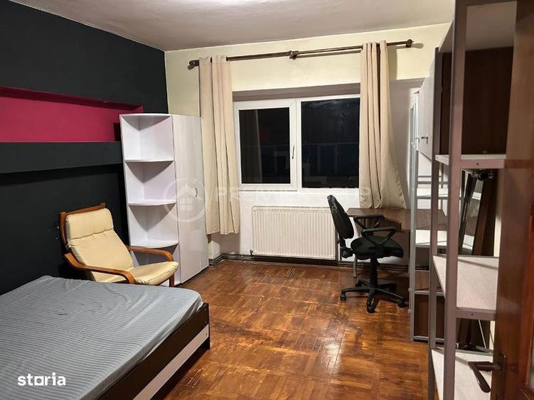 Apartament cu 3 camere decomandat, mobilat în Nicolina