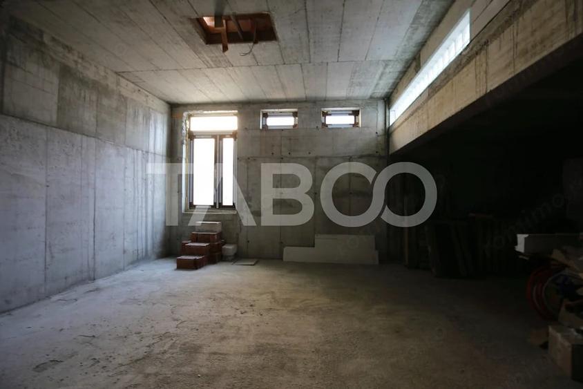 Spațiu comercial, de 270 mp, în Central