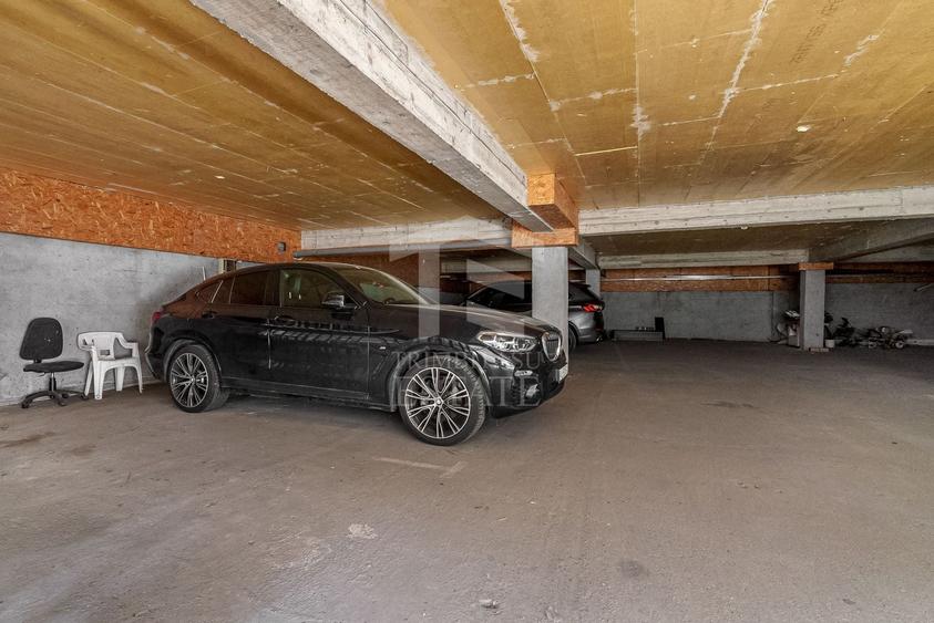 Spațiu comercial, de 424 mp, în Băneasa
