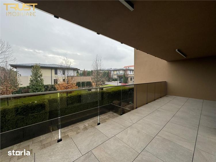 Apartament cu 3 camere, mobilat în Bună Ziua
