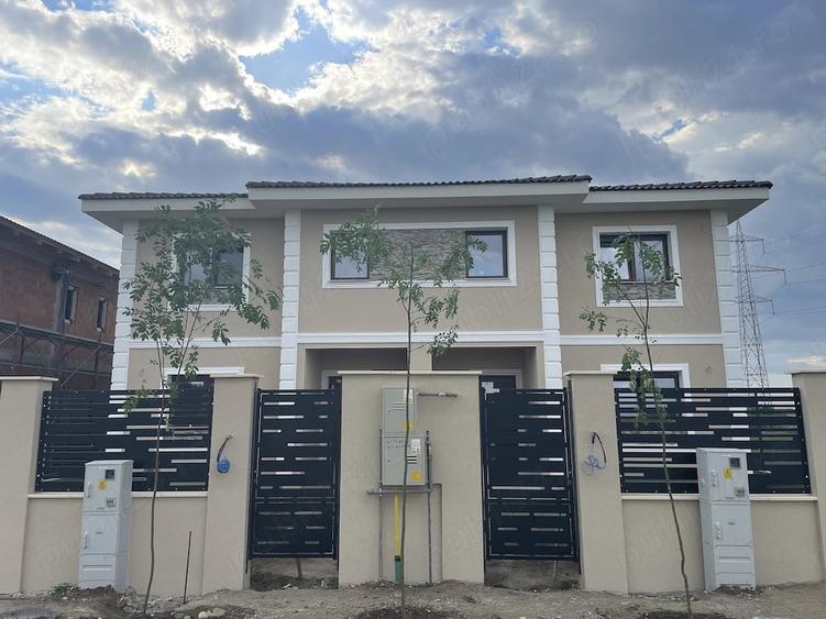 Casă cu Teren 540 Mp în Dumbrăvița