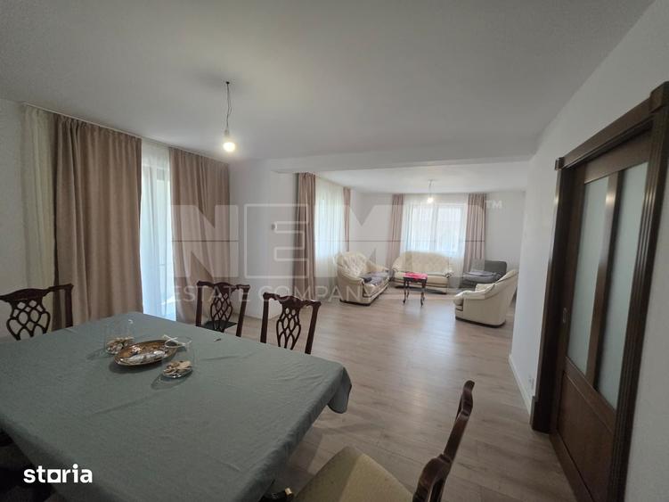 Casă cu 5 camere cu Teren 2903 Mp în Copălău