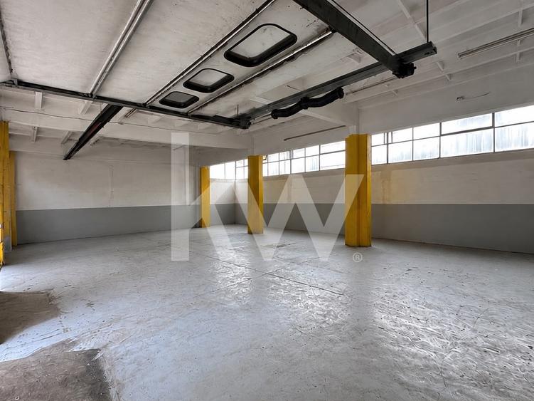 Spațiu industrial, de 215 mp, în Bartolomeu