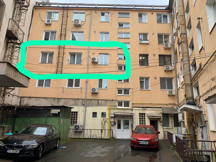 Se inchiriaza  in centru apartament cu doua camere, pret 400 euro lunar - 1