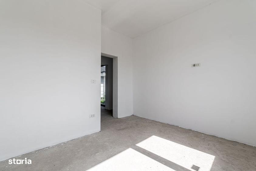 Casă cu 4 camere în Central