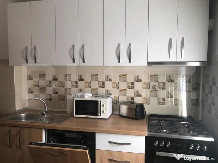 De inchiriat apartament 2 camere, 51 mp, zona M16 - 11