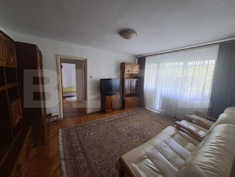 Apartament cu 2 camere semidecomandat, mobilat în Centrul Civic