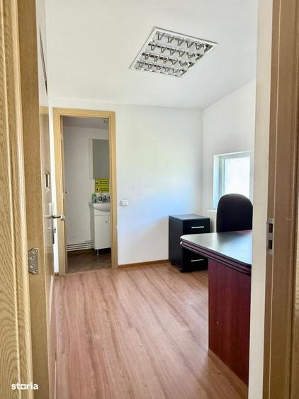 Spațiu comercial, de 64 mp, în Central