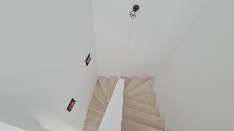 Duplex cu 4 camere cu Canalizare în Balotești