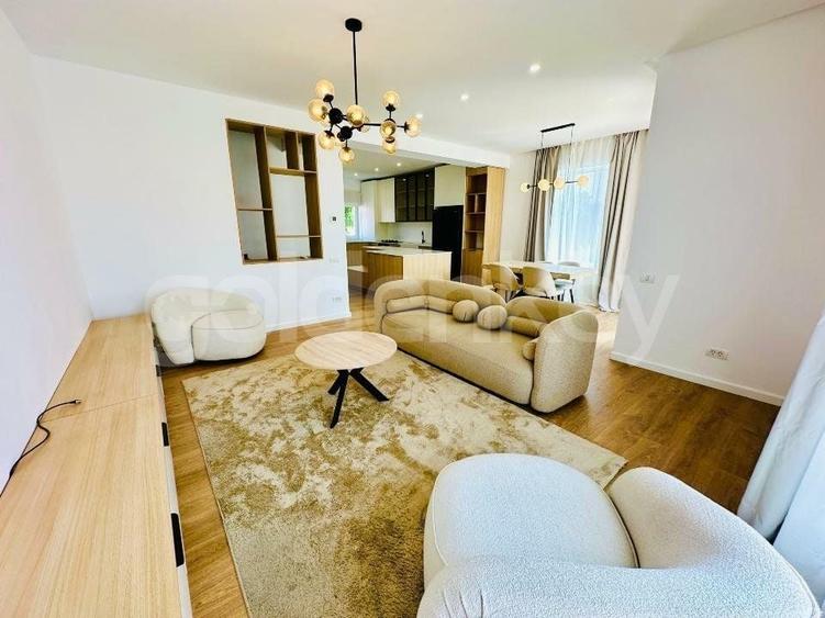 Duplex cu 5 camere cu Canalizare în Pipera
