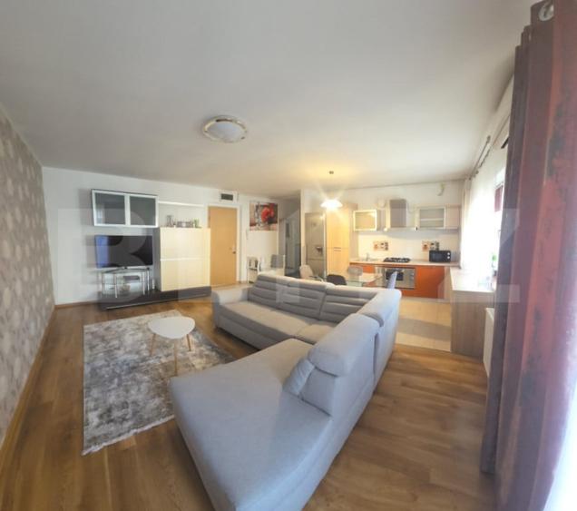 Apartament cu 3 camere decomandat în Central