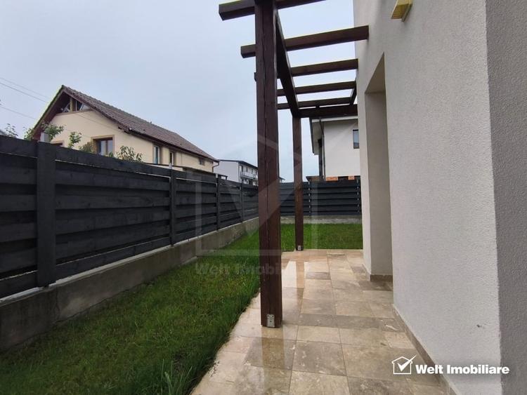 Casă individuală cu 5 camere cu Canalizare în Apahida