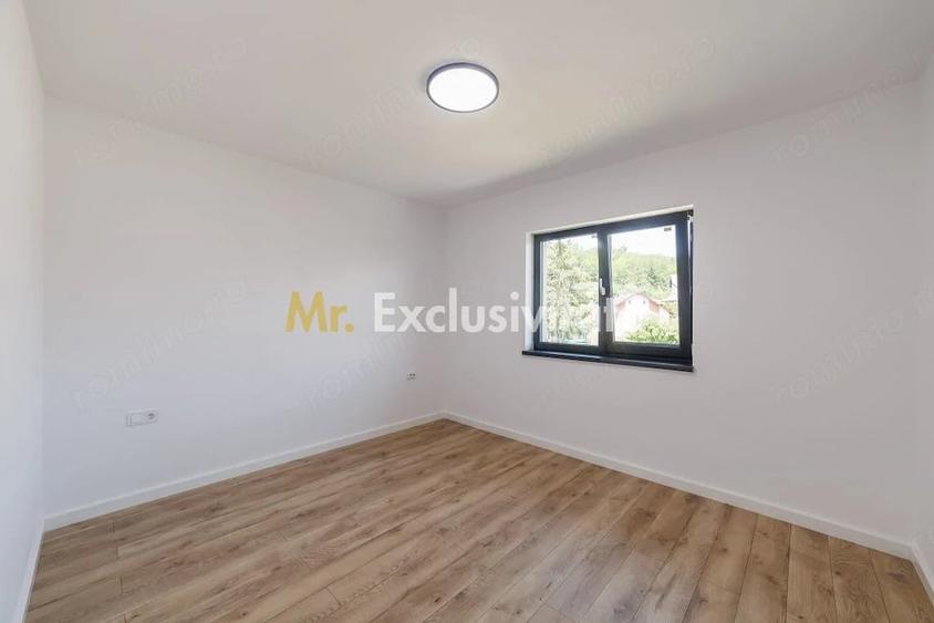 Casă cu Teren 330 Mp în Argeșelu