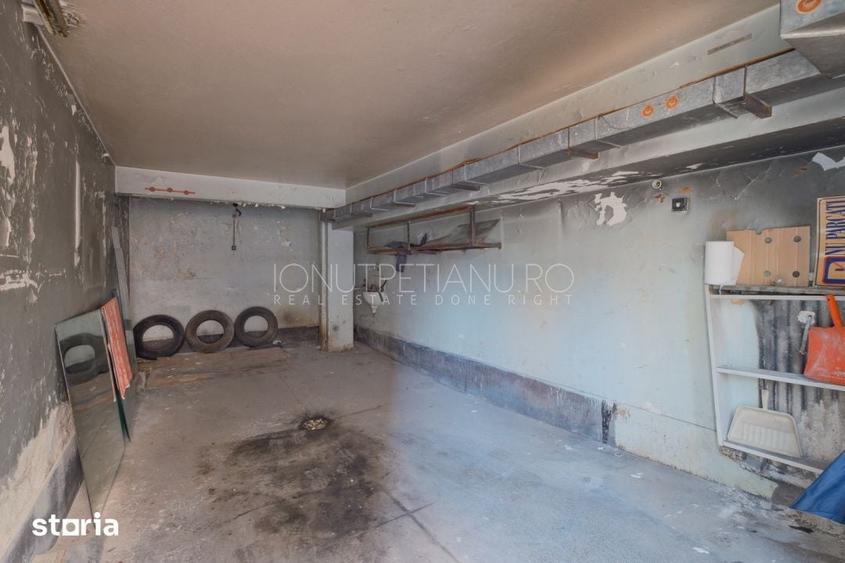 Apartament cu 5 camere decomandat în Armeneasca