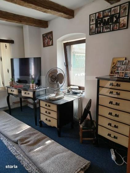 Casa complet renovata, 3 camere, teren 3800 mp comuna Parau - 16