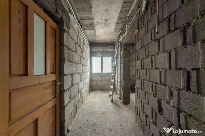 Apartament cu 3 camere decomandat în Nord