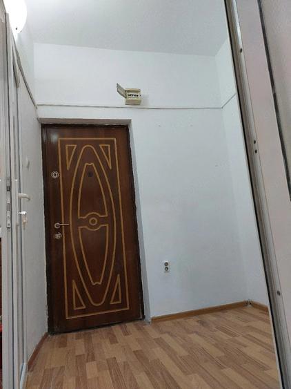 Garsonieră semidecomandată în Central