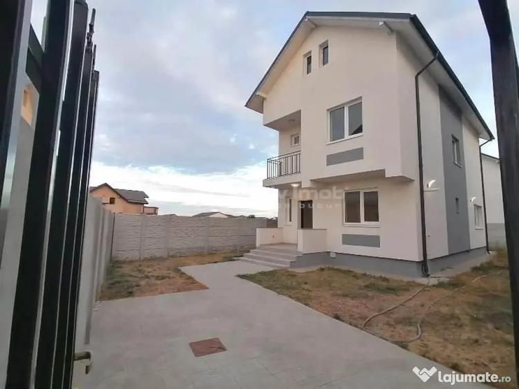 Casă cu 4 camere cu Teren 200 Mp în Rahova